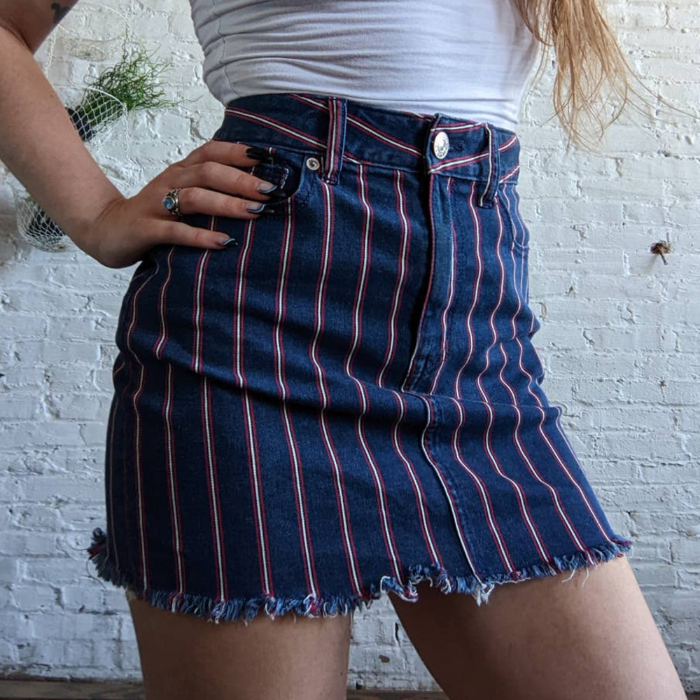 Y2K Distressed High Rise Denim Classic Dark Academia Striped Jean Mini Skirt
